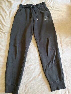 Nike Air Men's Charcoal Black Jogger Sweatpants